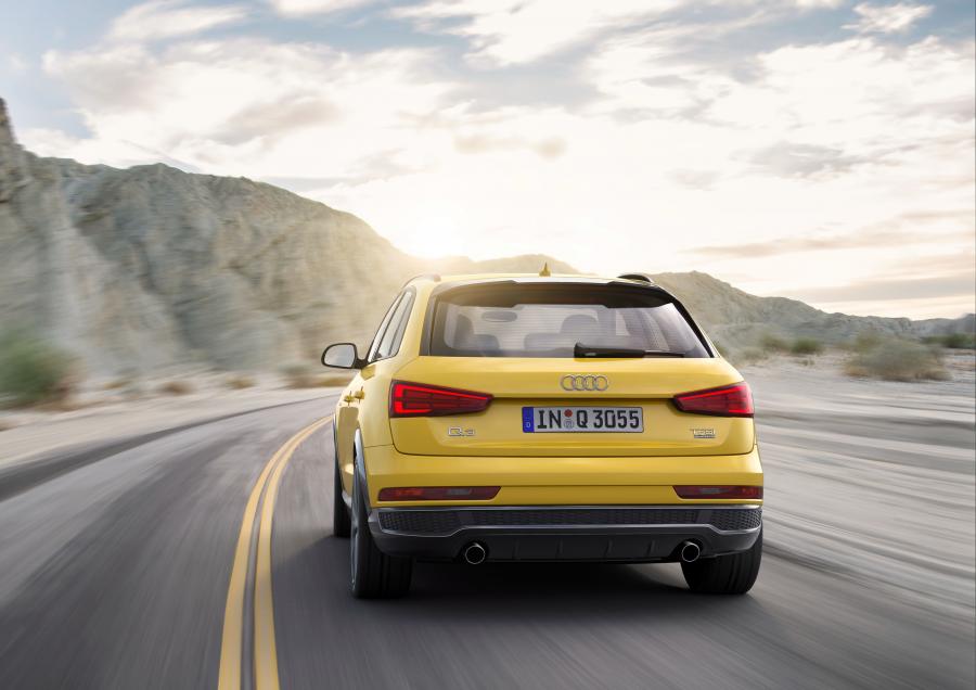  Audi Q3 2.0 TFSI Quattro S-Line Competition (8U) 2016 года  (WW) (фото 2 из 20)
